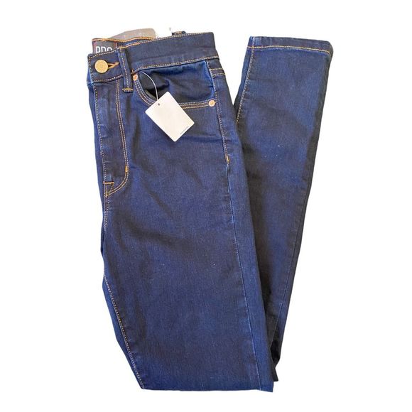 BDG Denim - NWT BDG URBAN OUTFITTERS TWIG HIGH-RISE JEANS 27